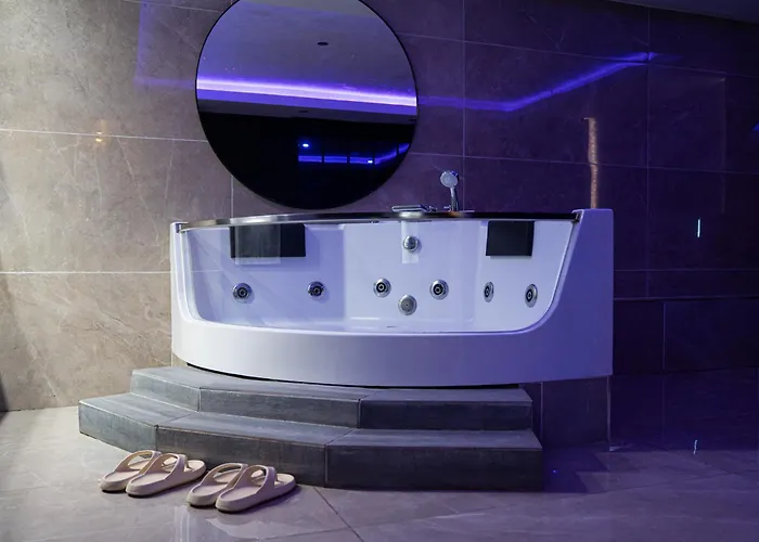 펜션 Privative Avec Jacuzzi, Massage & Sauna 폰테네이오로저스
